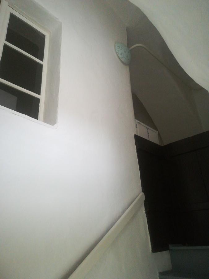 Apartman Becsi Utca โชพรอน ภายนอก รูปภาพ